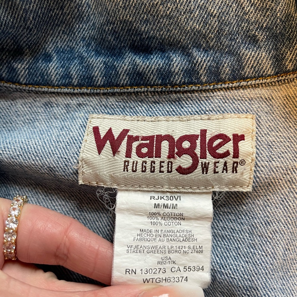 Vintage wrangler denim jacket.